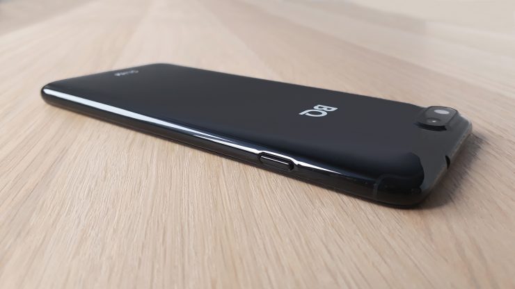 Обзор BQ-5701L Slim: самый модный бюджетный смартфон