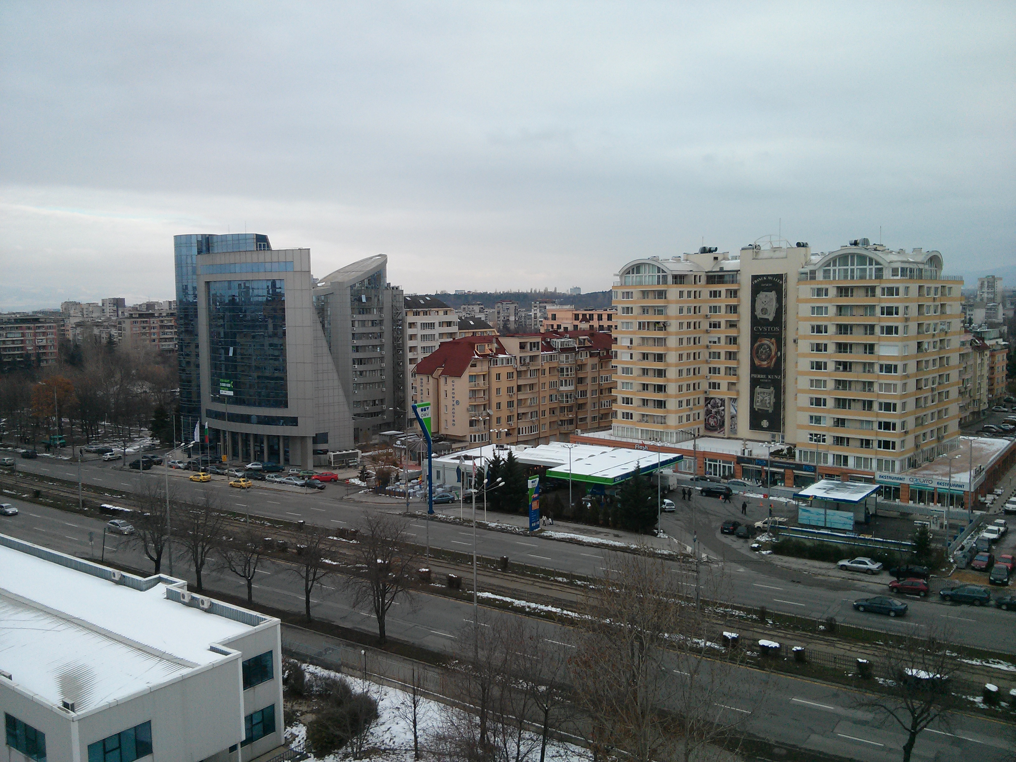 Фотография 2 сделана с помощью Google Nexus 4