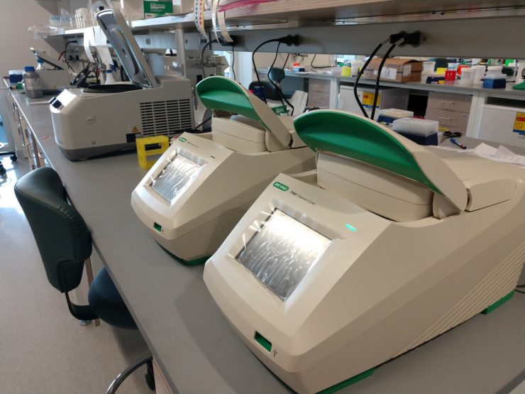 Обзор Moto Z2 Force49