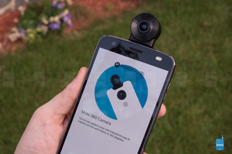 Обзор Moto Z2 Force65