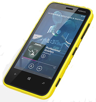 Смартфон Nokia Lumia 620