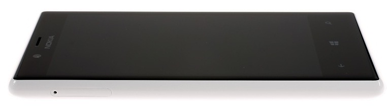 Nokia Lumia 720 вид сбоку