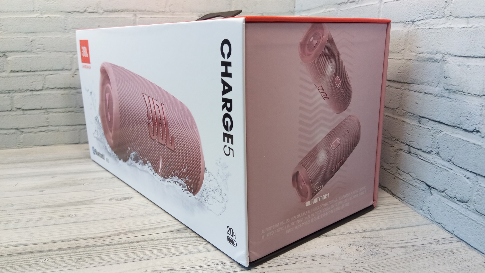 Загрузить JBL 5