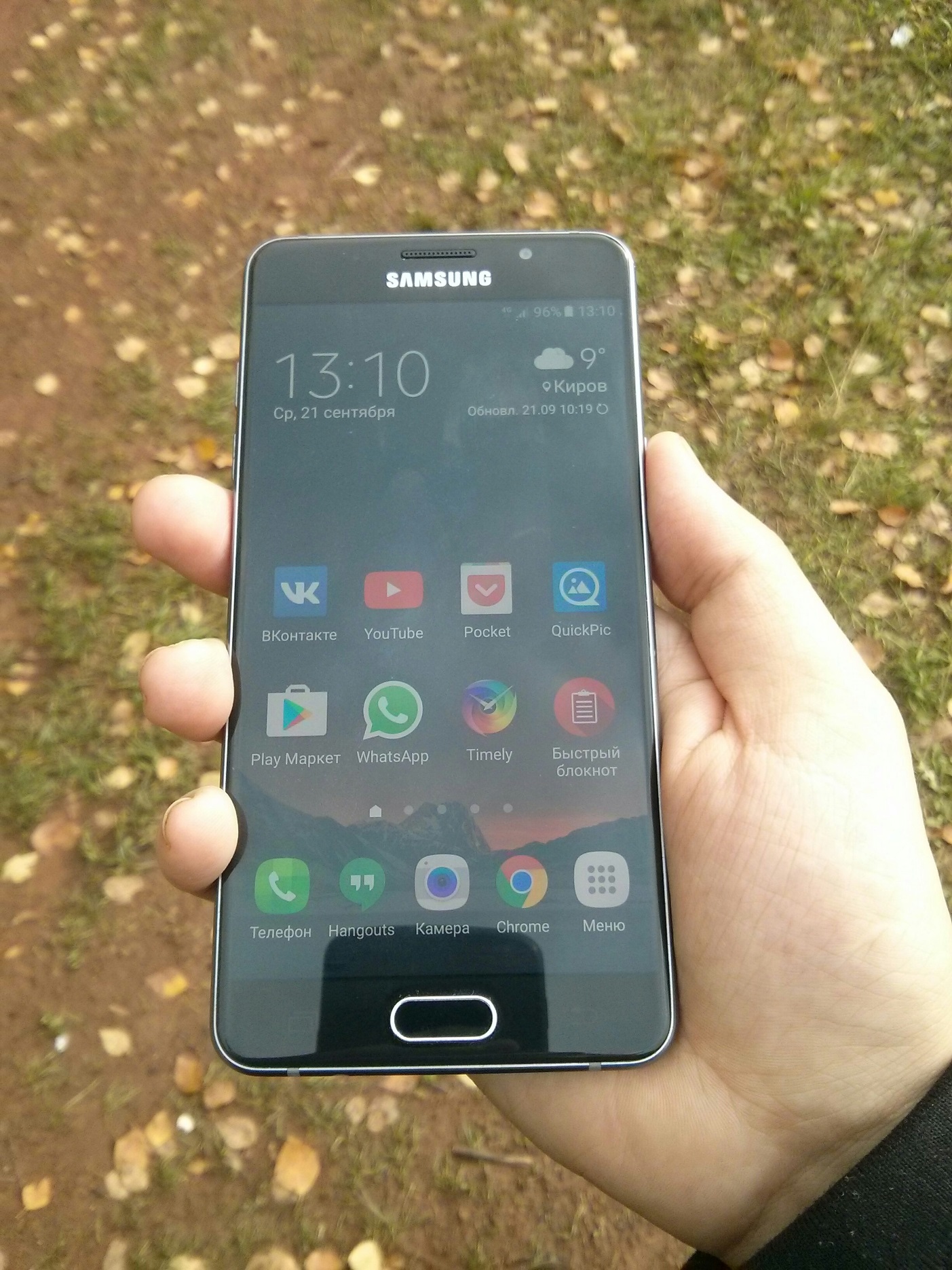 Обзор Samsung Galaxy A5 (2016) 3