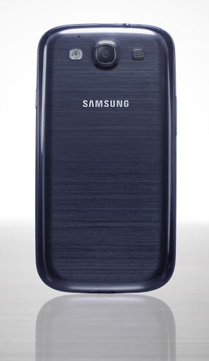 Смартфон Samsung Galaxy S III: тыльная сторона