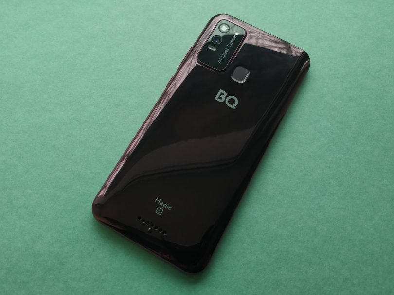 Обзор смартфона BQ Magic L: большой экран и NFC17