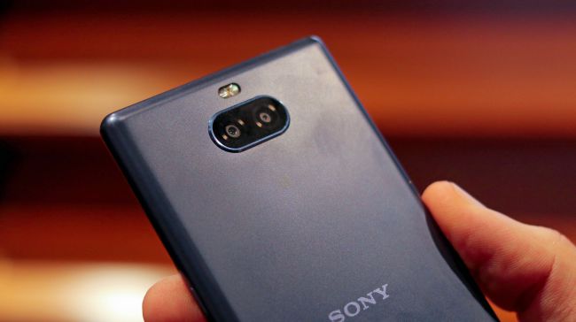 Обзор Sony Xperia 1011