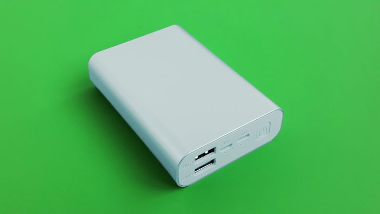 Rombica NEO AZ120S Quick: обзор портативного аккумулятора с Quick Charge 3.03